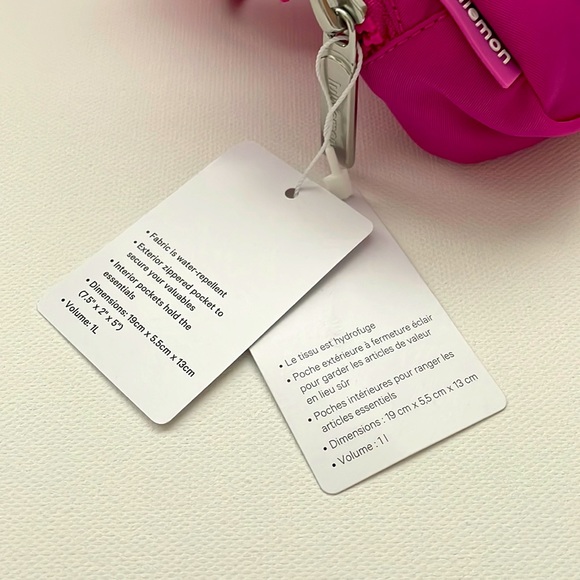 NWT Lululemon Everywhere Belt bag Sonic Pink 1L - Picture 5 of 15